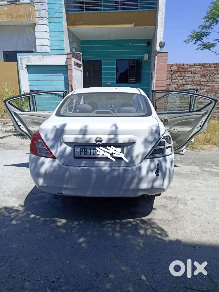 Nissan Sunny 2012 Petrol 70000 Km Driven
