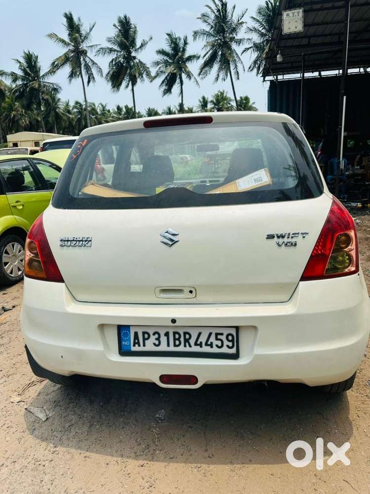 Maruti Suzuki Swift 2011 Diesel Well Maintained