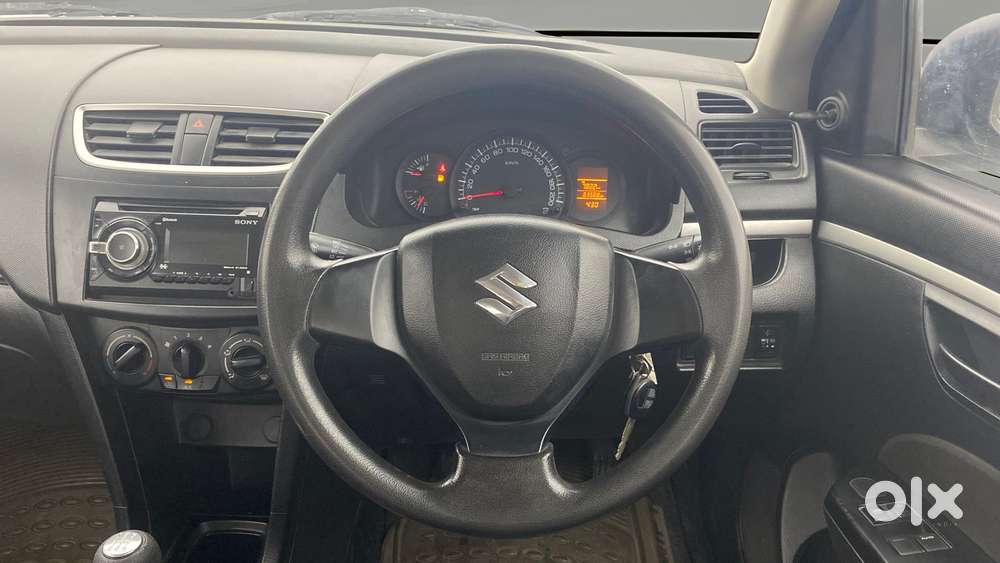 Maruti Suzuki Swift 1.2 Lxi (o), 2017, Petrol