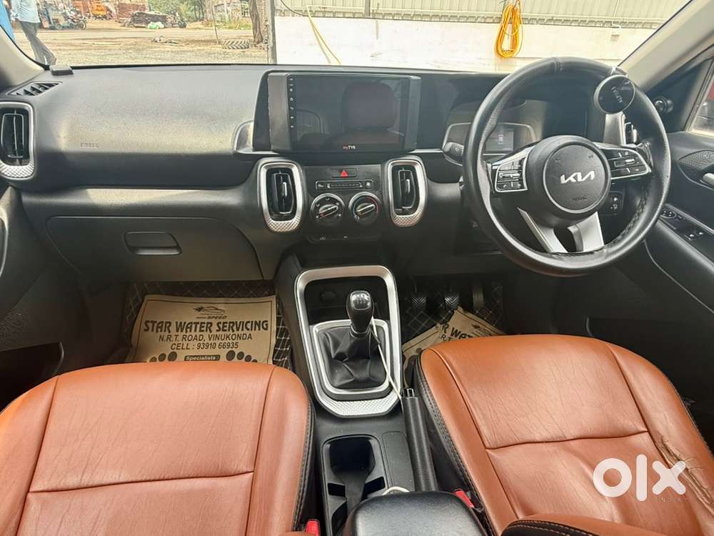 Kia Sonet Petrol 2021
