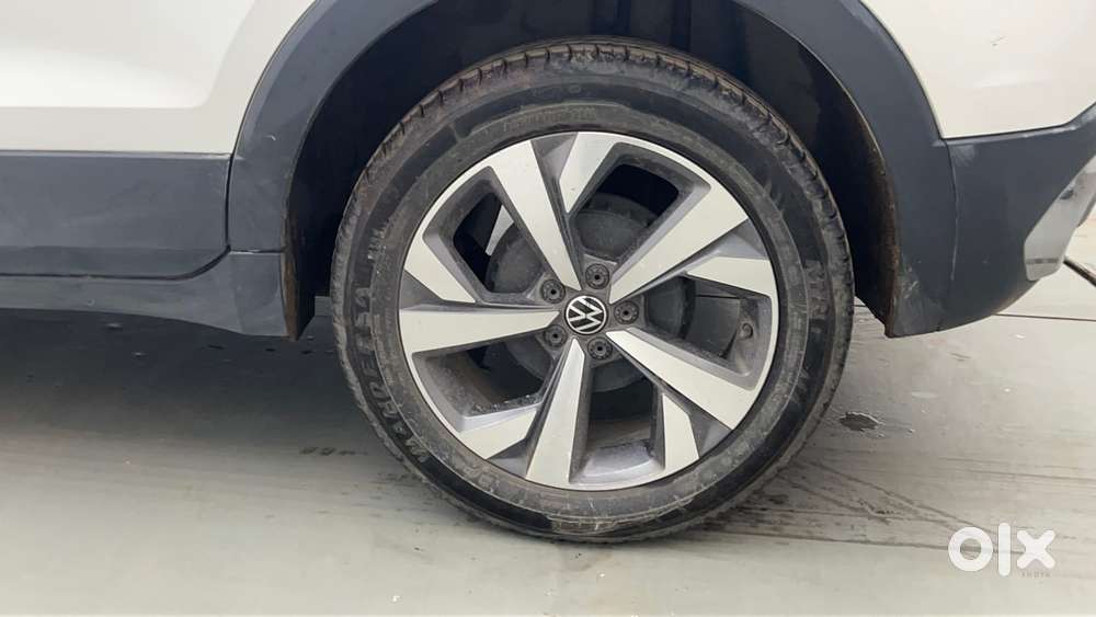 Volkswagen Taigun Topline 1.0 Tsi At (electric Seats), 2023, Petrol