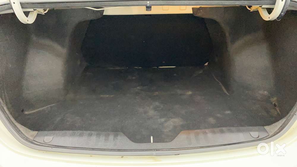 Maruti Suzuki Ciaz 1.5 Zeta Shvs Mt, 2022, Petrol