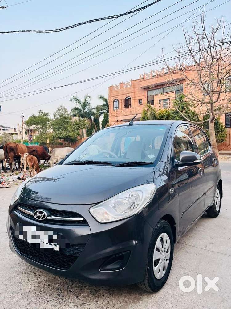 Hyundai Petrol +cng Showroom Condition