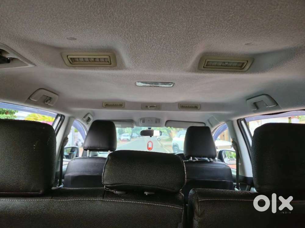 Toyota Innova Crysta 2.4 G Mt 8s, 2016, Diesel