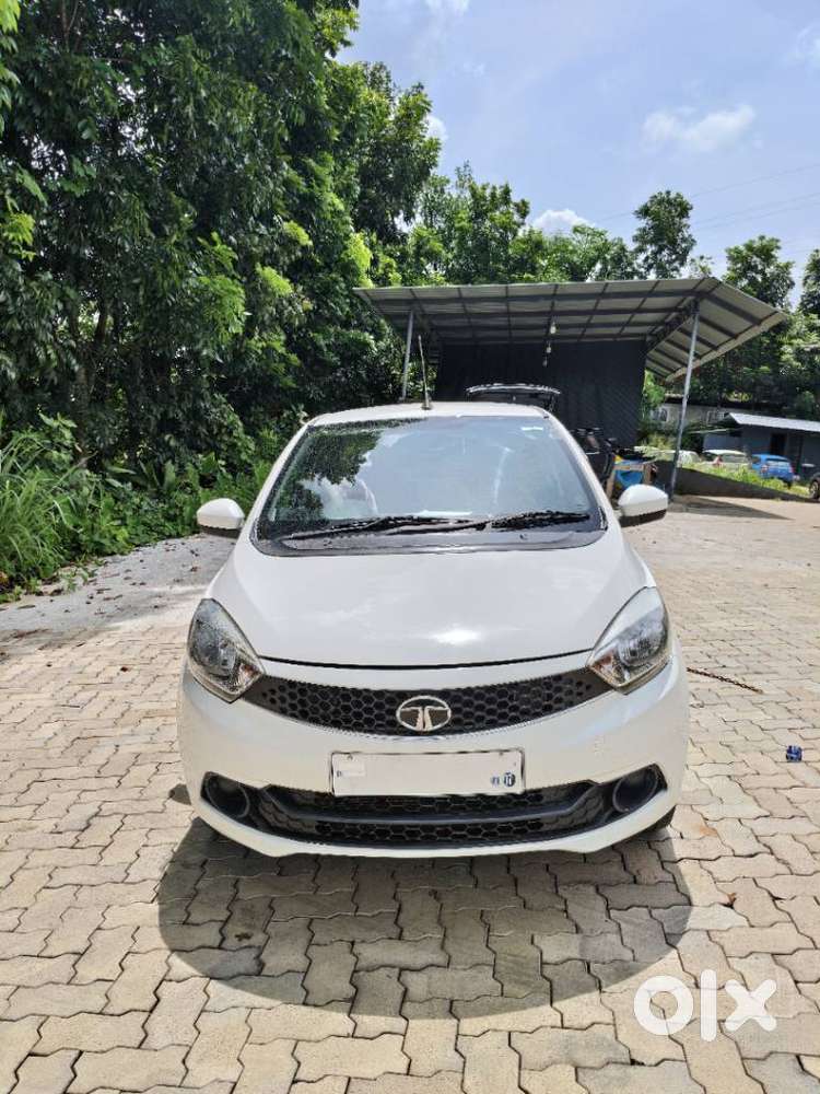 Tata Tiago 1.2 Revotron Xt, 2016, Petrol
