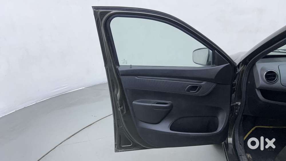Renault Kwid 1.0 Rxt Amt, 2017, Petrol