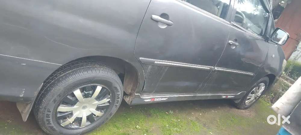 Toyota Innova 2.5 2012 2nd