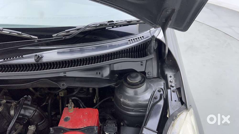 Maruti Suzuki Swift Vvt Vxi, 2013, Petrol