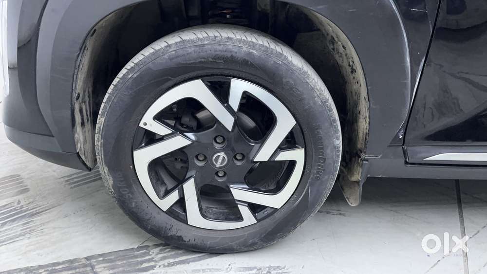 Nissan Magnite 1.0 Xv Premium Turbo Cvt, 2023, Petrol