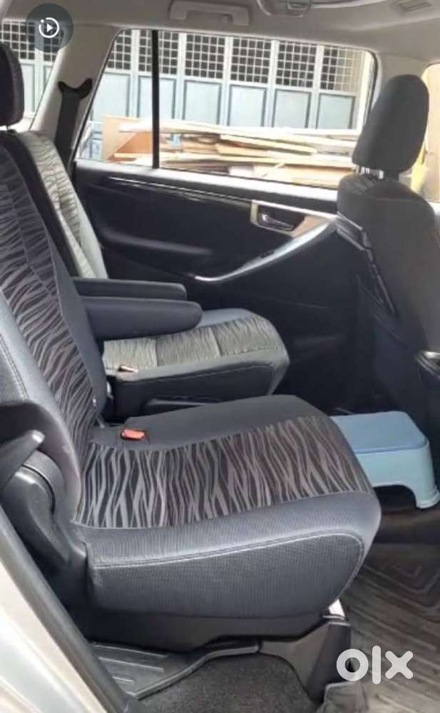 Toyota Innova Crysta 2.4 V 7 Str, 2017, Diesel