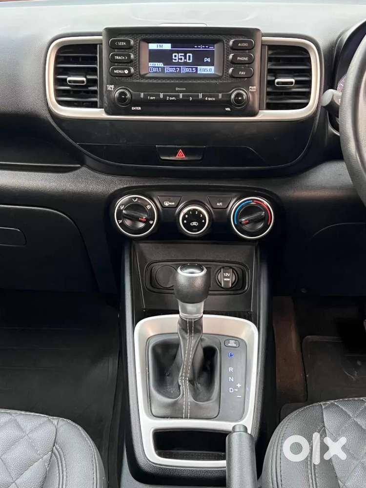 Hyundai Venue 1.0 S (o) Turbo Dct, 2019, Petrol