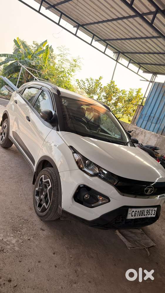 Tata Nexon 2023 Petrol