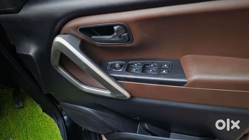 Mahindra Scorpio N Z6 Diesel Mt 4wd 7 Str, 2023, Diesel
