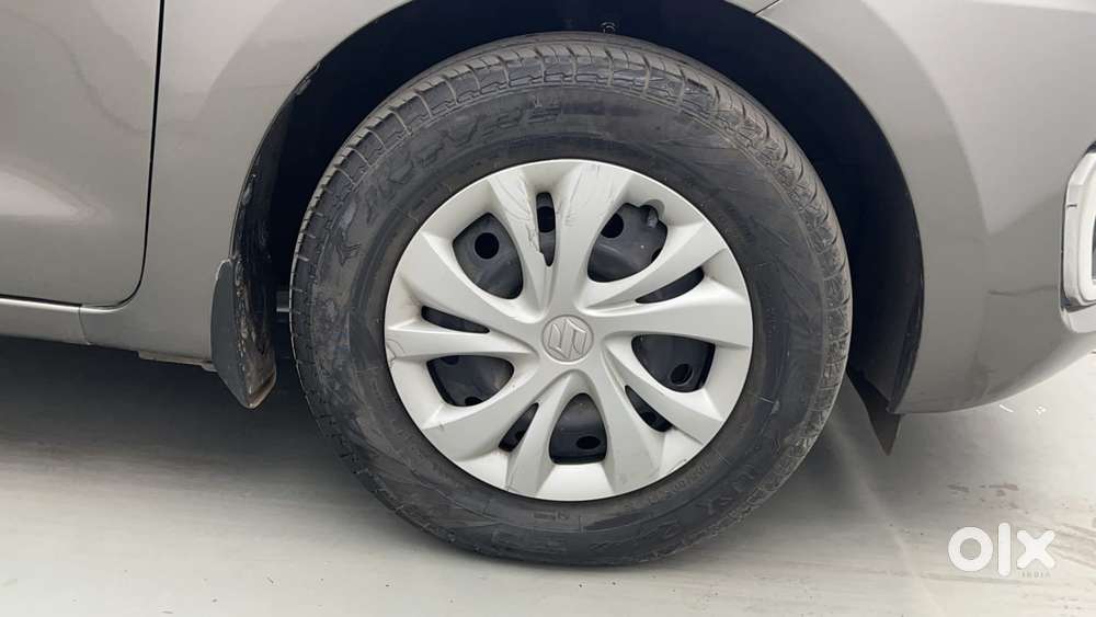 Maruti Suzuki Swift Amt Vvt Vxi, 2021, Petrol