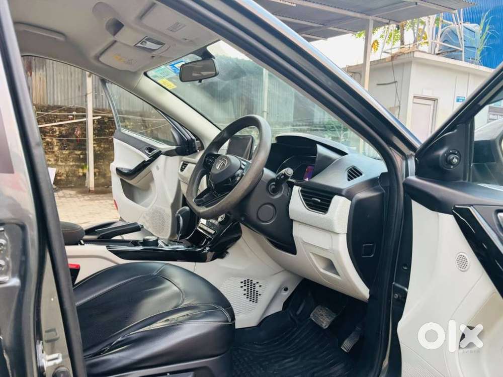 Tata Nexon 1.2 Revotron Xza Plus Premium, 2022, Petrol
