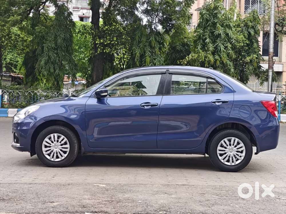 Maruti Suzuki Dzire 1.2 Vxi, 2022, Petrol