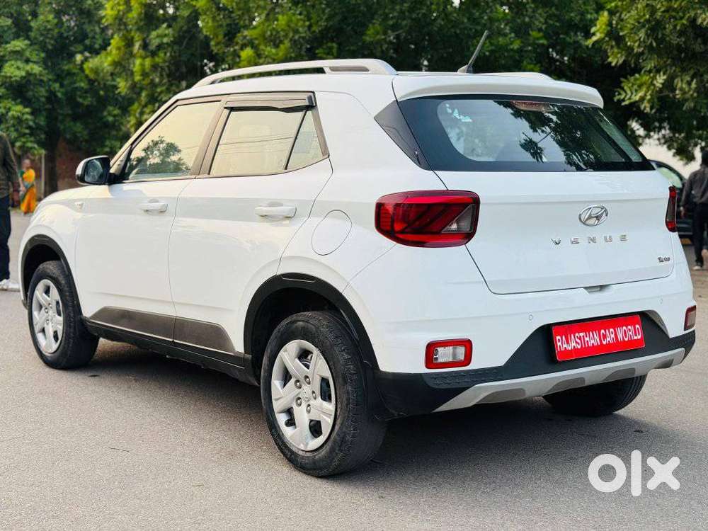 Hyundai Venue S Mt Turbo Gdi 1.0l, 2020, Petrol