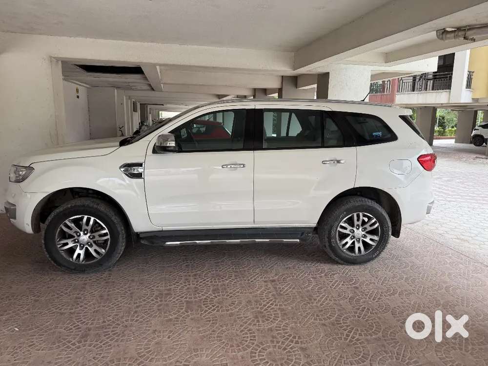 Ford Endeavour 2017 Diesel 135000 Km Driven