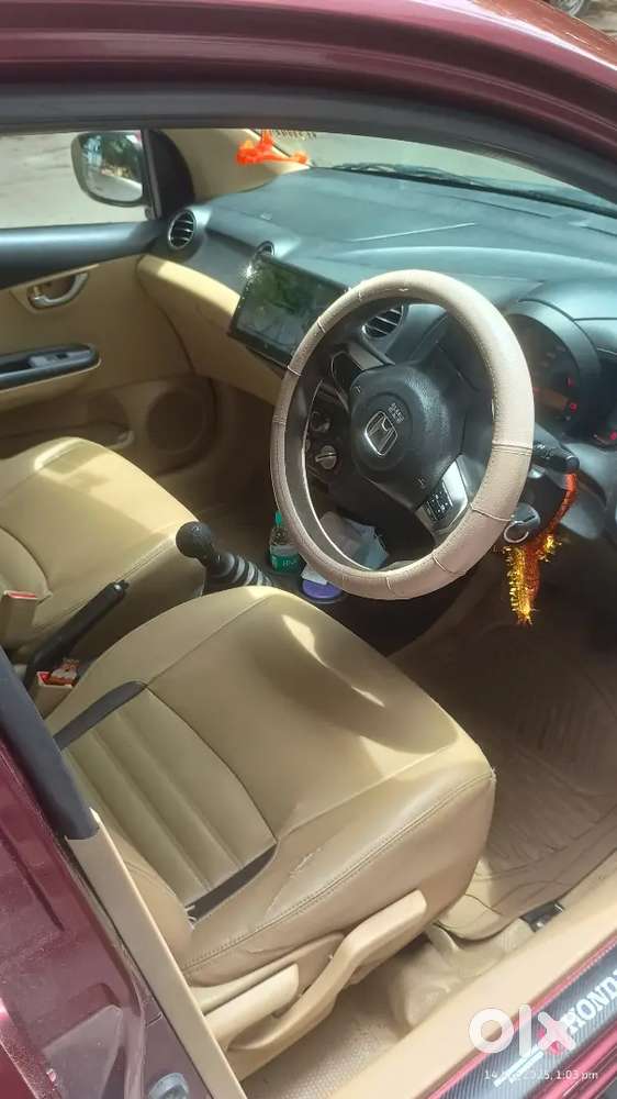 Honda Amaze 2014 Diesel Well Maintained.top End Model, 2 Air Bags.