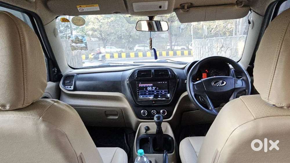 Mahindra Tuv 300