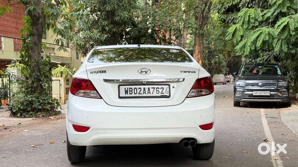 Hyundai Verna 2012