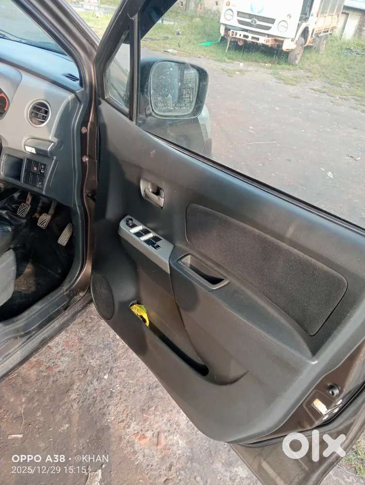 Maruti Suzuki 1000 Ac 2011 Petrol