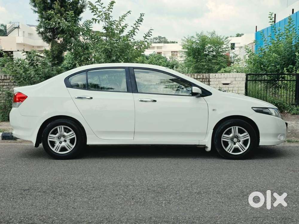 Honda City 1.5 V Mt, 2011, Petrol