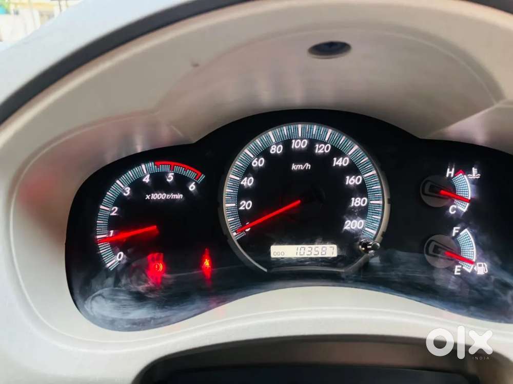 Toyota Innova 2.5 Vx 8 Str Bsiv, 2012, Diesel