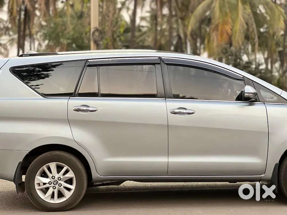 Toyota Innova Crysta 2019