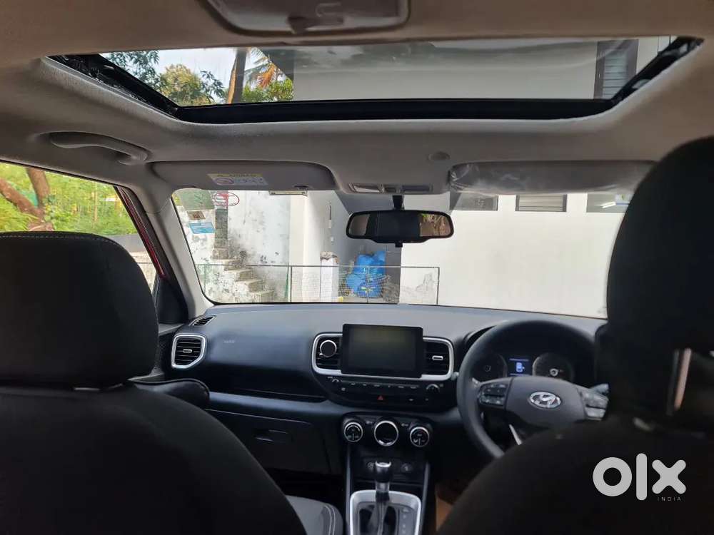 Hyundai Venue 2019 Petrol Well Maintained