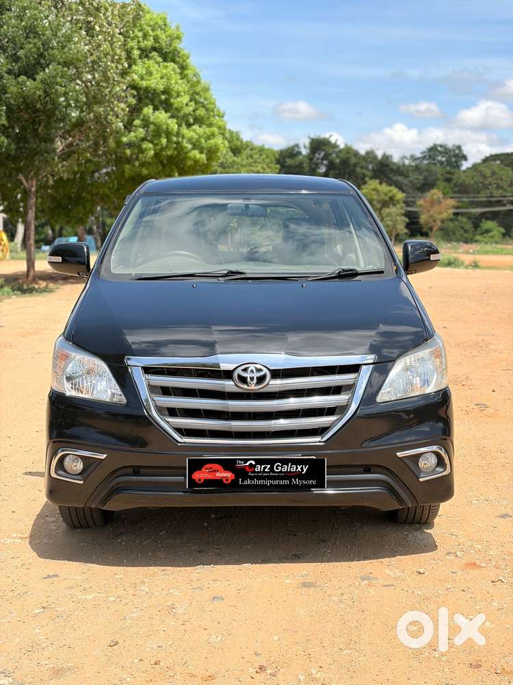 Toyota Innova 2.5 Zx 7 Str Bs-iv, 2014, Diesel