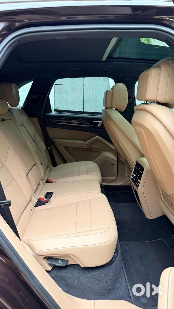 Porsche Cayenne V6 Tiptronic, 2022, Petrol