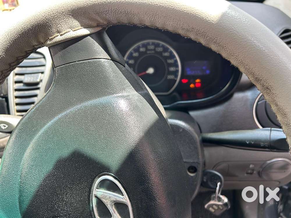 Hyundai I10 2011 Petrol 85000 Km Driven