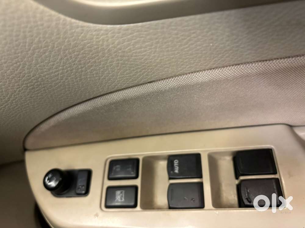 Maruti Suzuki Swift Dzire Vdi, 2015, Diesel