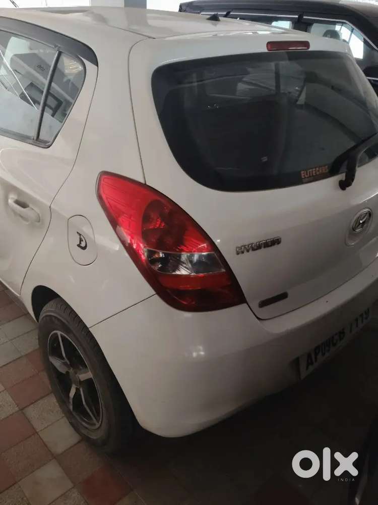 Hyundai I20 2010 Diesel 120000 Km Driven