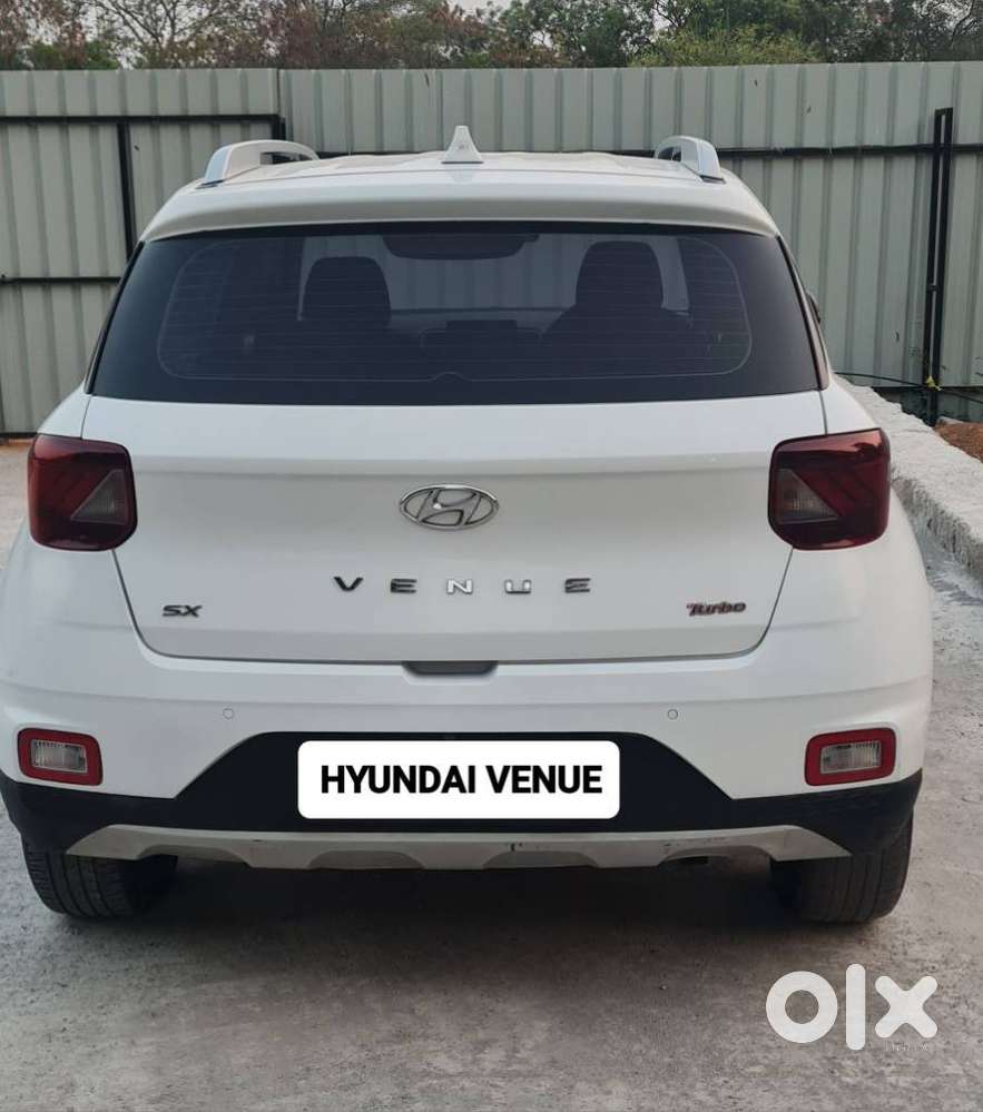 Hyundai Venue Sx+ At, 2019, Petrol