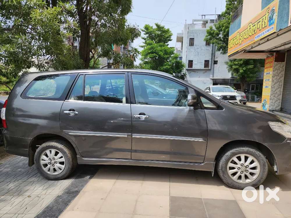 Toyota Innova Diesel Manual 2012 Year