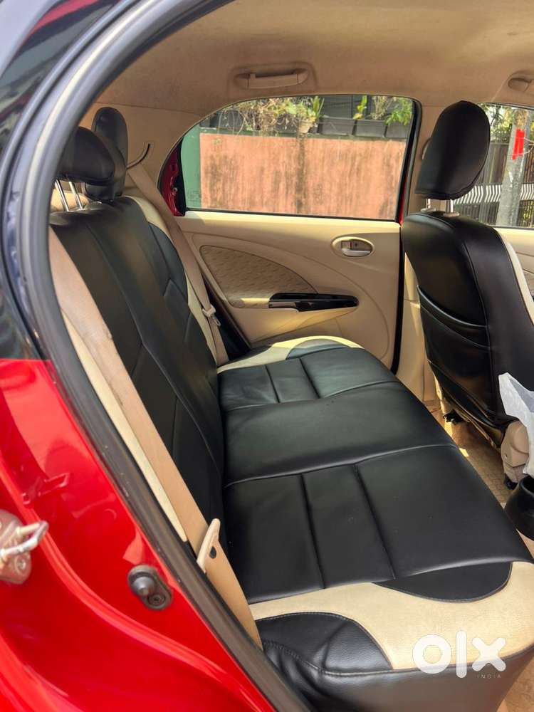 Toyota Etios Liva 1.2 V Dual Tone, 2018, Petrol