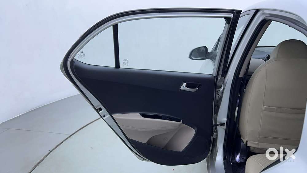 Hyundai Xcent [2017-2020] 1.2 Sx At (o), 2015, Petrol