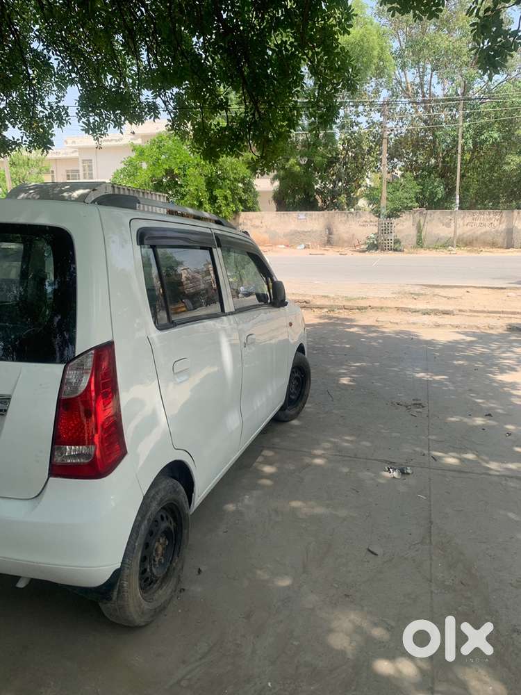 Maruti Suzuki Wagon R Vxi Minor 2016