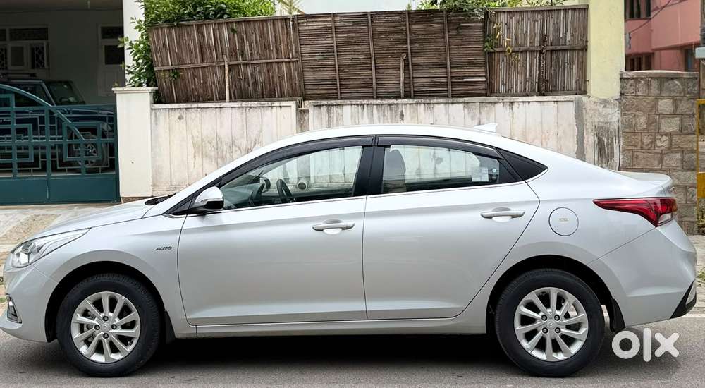 Hyundai New Verna, 2018, Petrol
