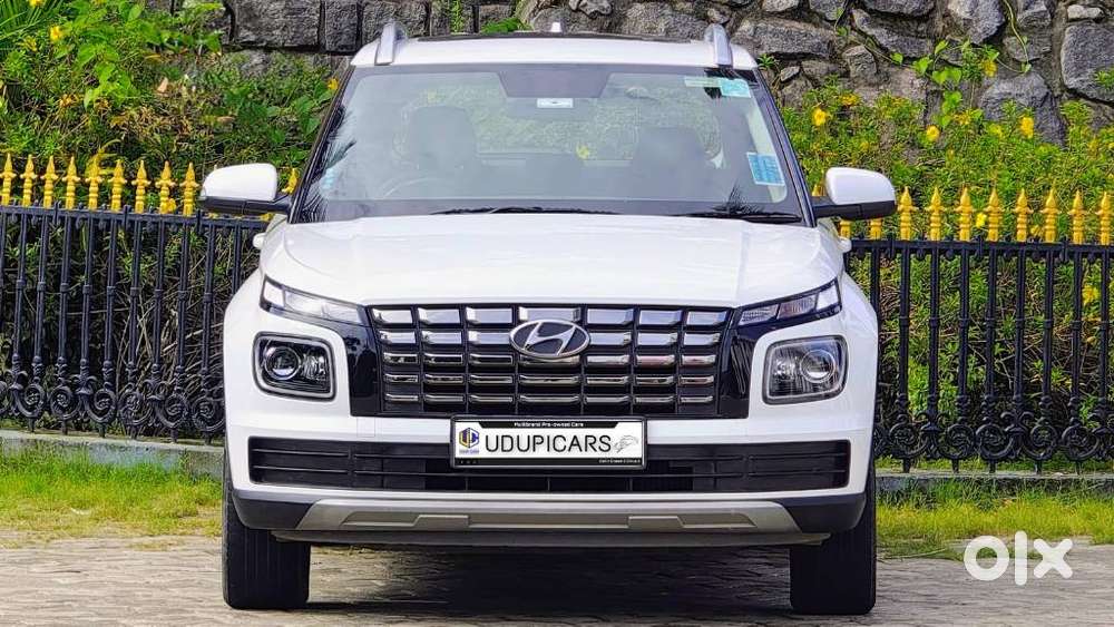 Hyundai Venue Sx (o) Mt 1.5 Diesel, 2023, Diesel