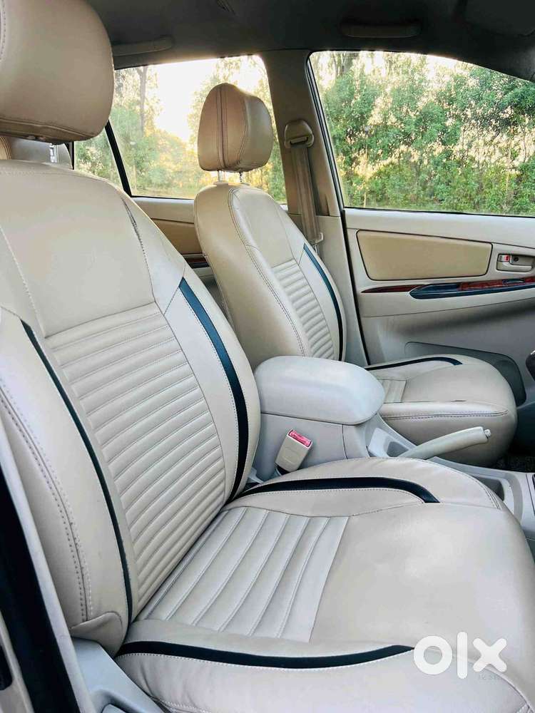 Toyota Innova 2.5 G (diesel) 8 Seater, 2008, Diesel
