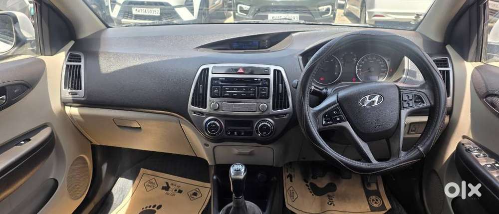 Hyundai I20 Sportz 1.2 Bs-iv, 2013, Diesel