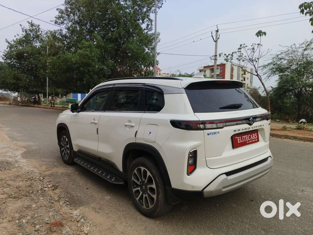 Maruti Suzuki Grand Vitara 1.5 Alpha Smart Hybrid, 2024, Petrol