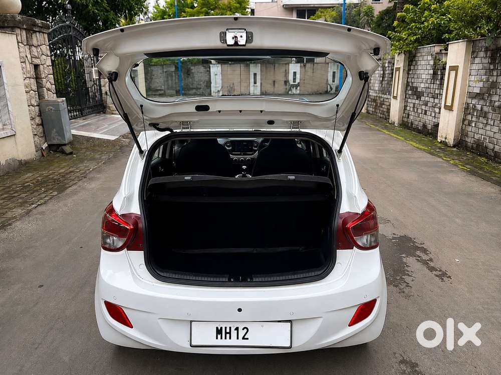 Hyundai Grand I10 Sportz, 2016, Petrol