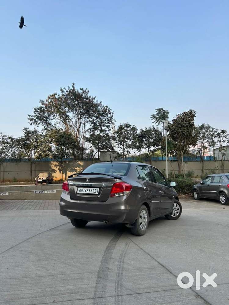 Honda Amaze 2015 Cng & Petrol 75000 Km Driven