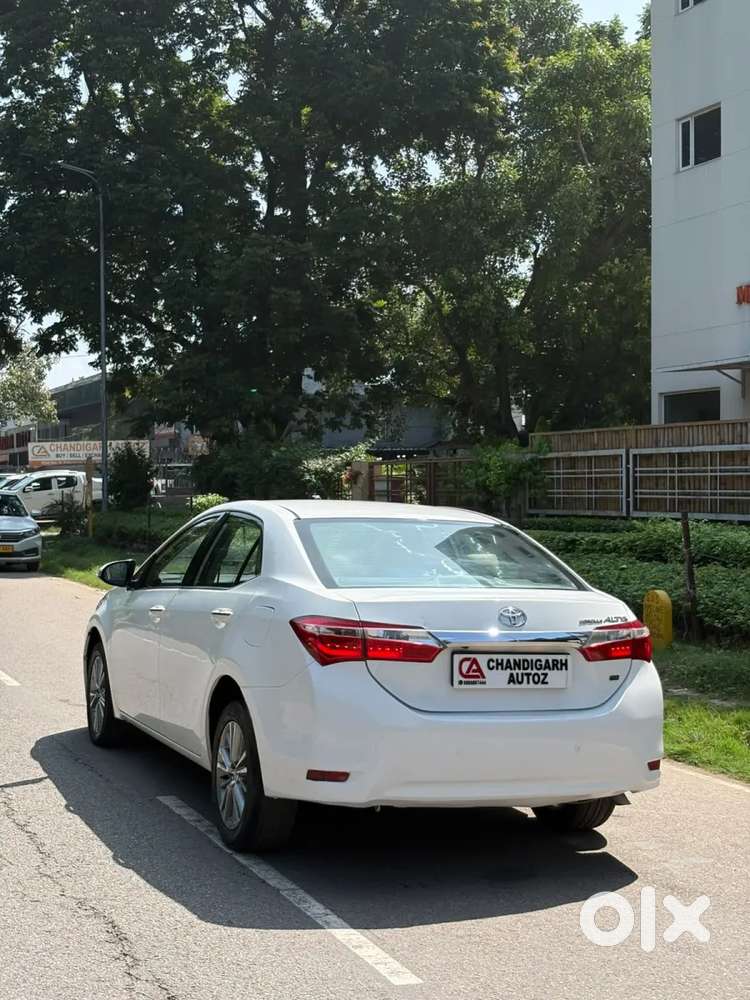 Toyota Corolla Altis 1.8 Vl Cvt, 2015, Petrol