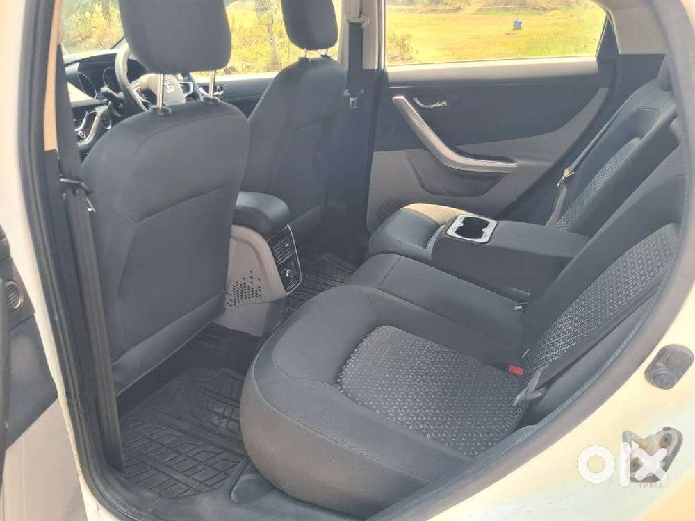 Tata Nexon 1.5 Revotorq Xz Plus Premium, 2018, Diesel