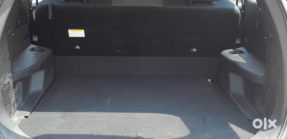 Mahindra Xuv700 2.0 Ax 5 Petrol At Str, 2022, Petrol